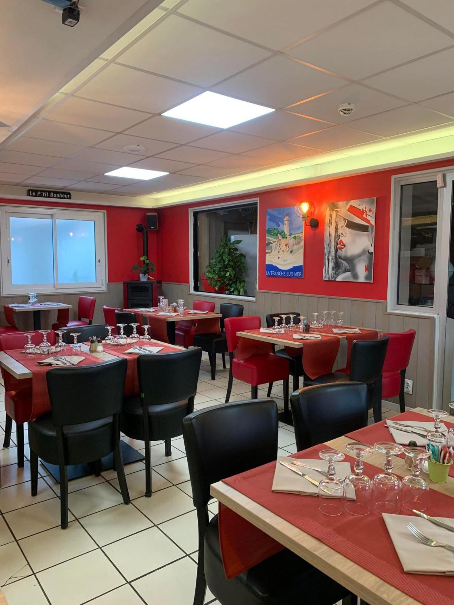 Hotel Au Petit Bonheur La Tranche-sur-Mer Exteriér fotografie