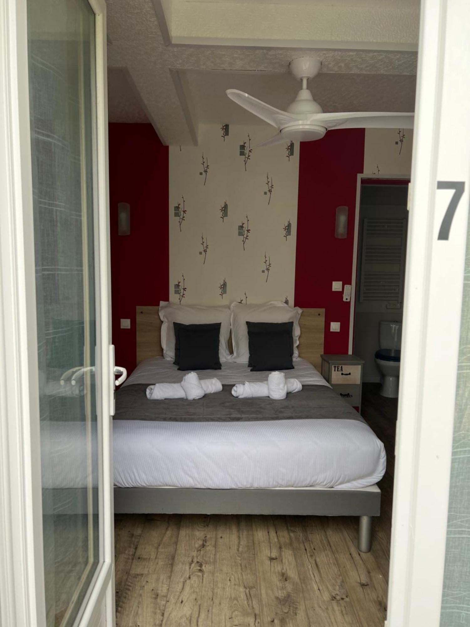 Hotel Au Petit Bonheur La Tranche-sur-Mer Exteriér fotografie