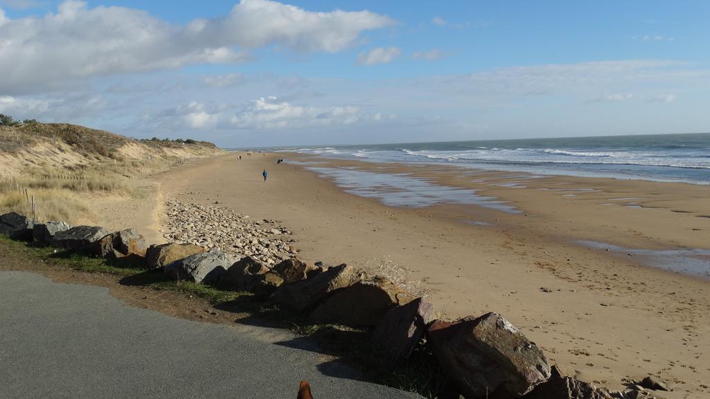 Hotel Au Petit Bonheur La Tranche-sur-Mer Exteriér fotografie